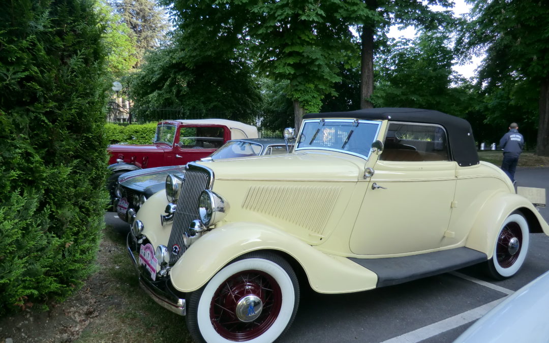 1931-FORD-V8-40-M