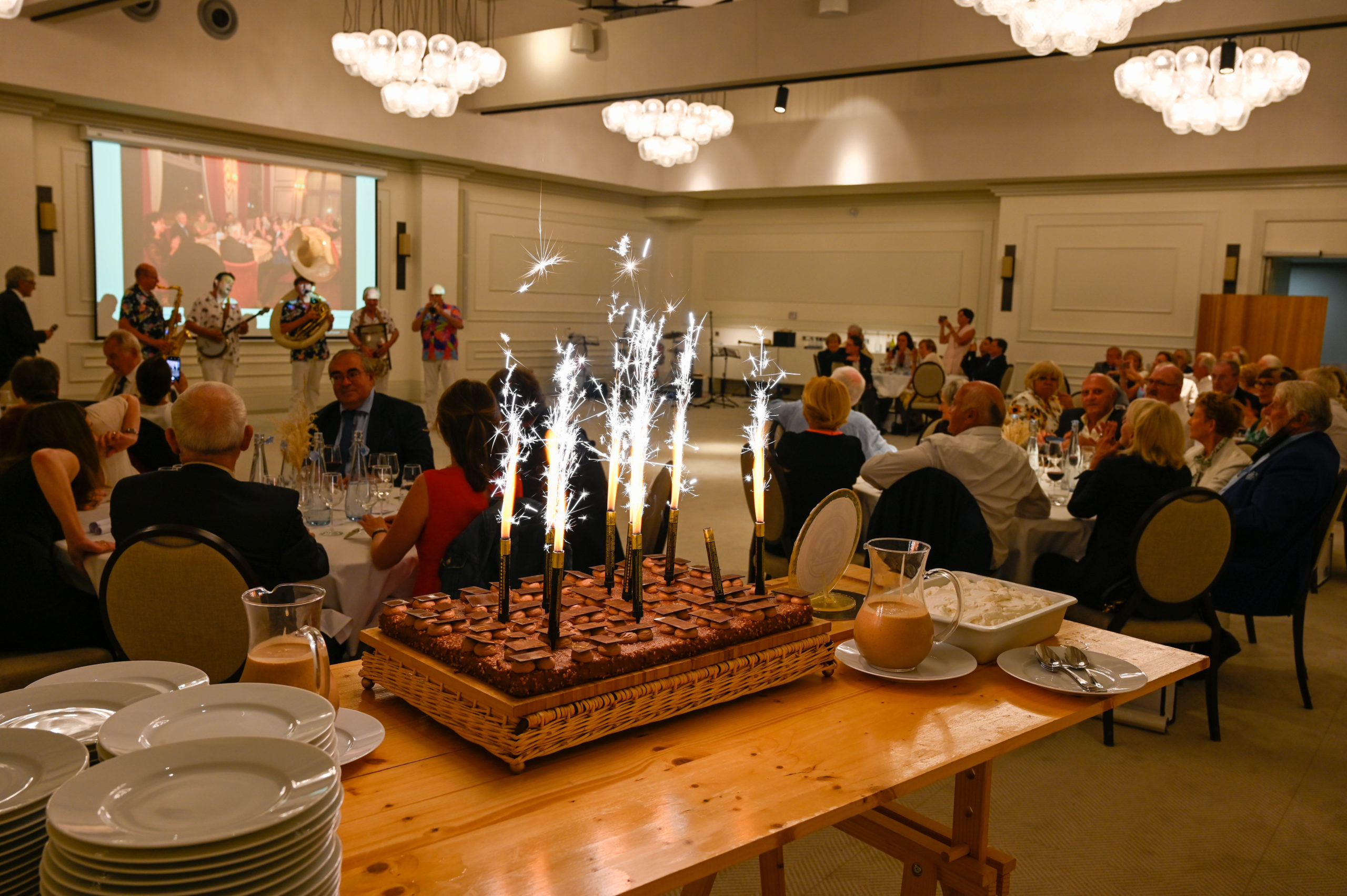 2021-Chantilly-gateau-anni-versaire-scaled