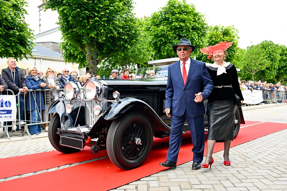 dimanche-apès-midi-Exposition-et-concours-d'élégance-sur-lecours-Joinville-Paris-Granville-372