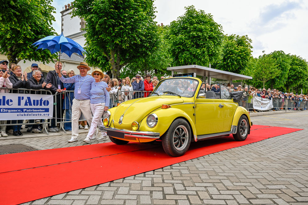 dimanche-apès-midi-Exposition-et-concours-d'élégance-sur-lecours-Joinville-Paris-Granville-441